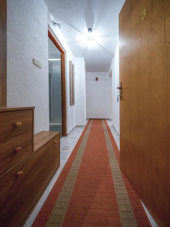 Apartment And Rooms Aracic Korenica Bilik gambar