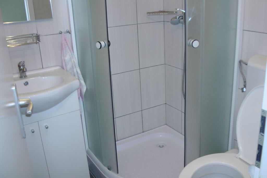 Apartment And Rooms Aracic Korenica Bilik gambar