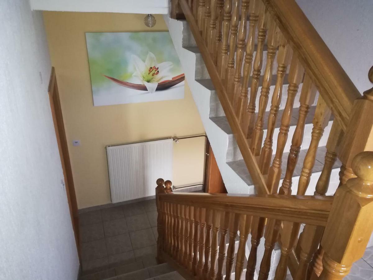 Apartment And Rooms Aracic Korenica Luaran gambar